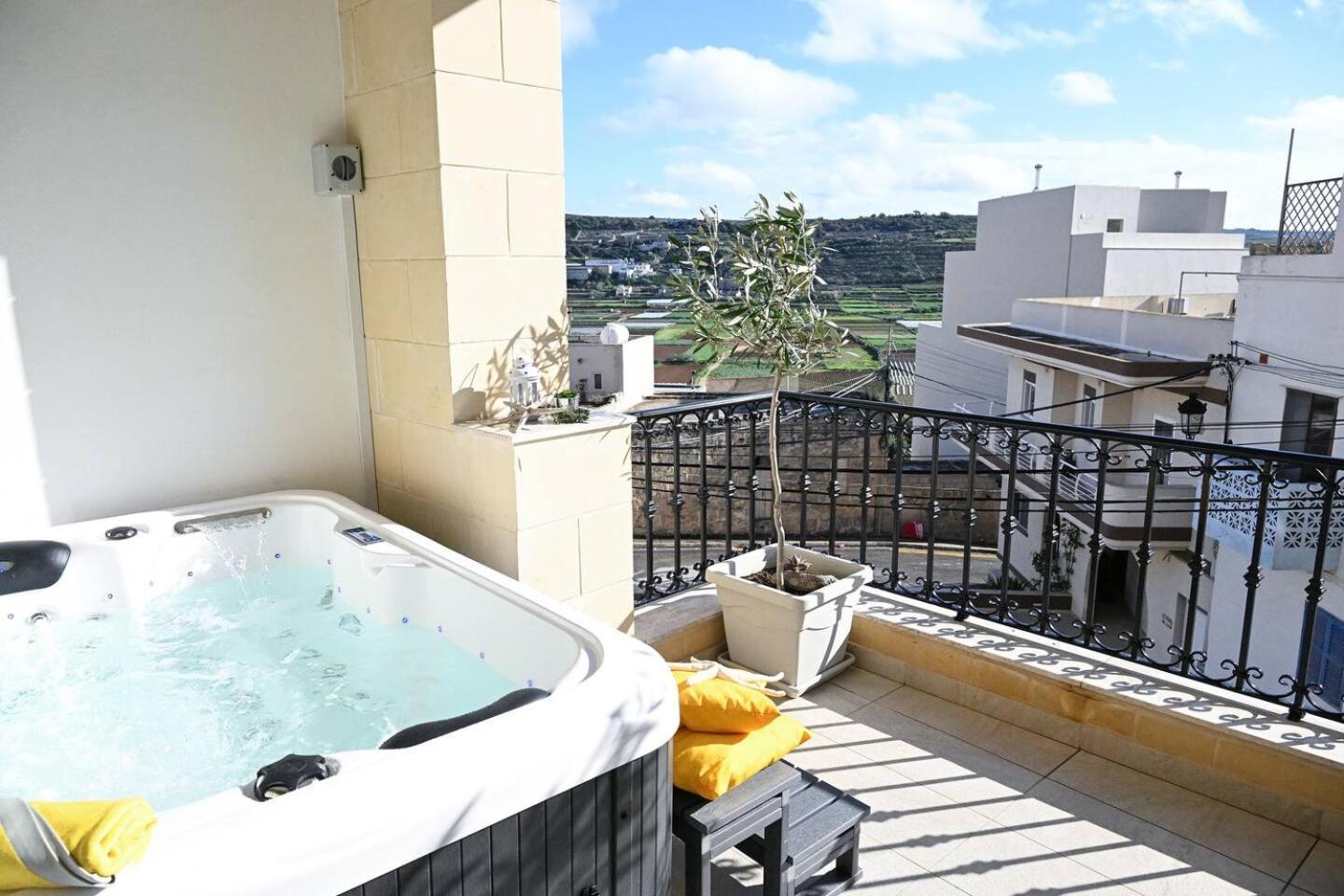 Ta'Lonza Luxury Near Goldenbay With Hot Tub App1 Apartment Mellieħa Exterior foto