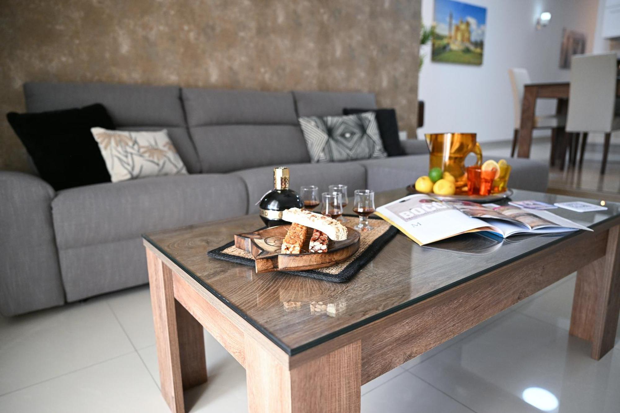Fl 1 Ta'Lonza Luxury With Hot Tub By Homely Mellieħa Exterior foto